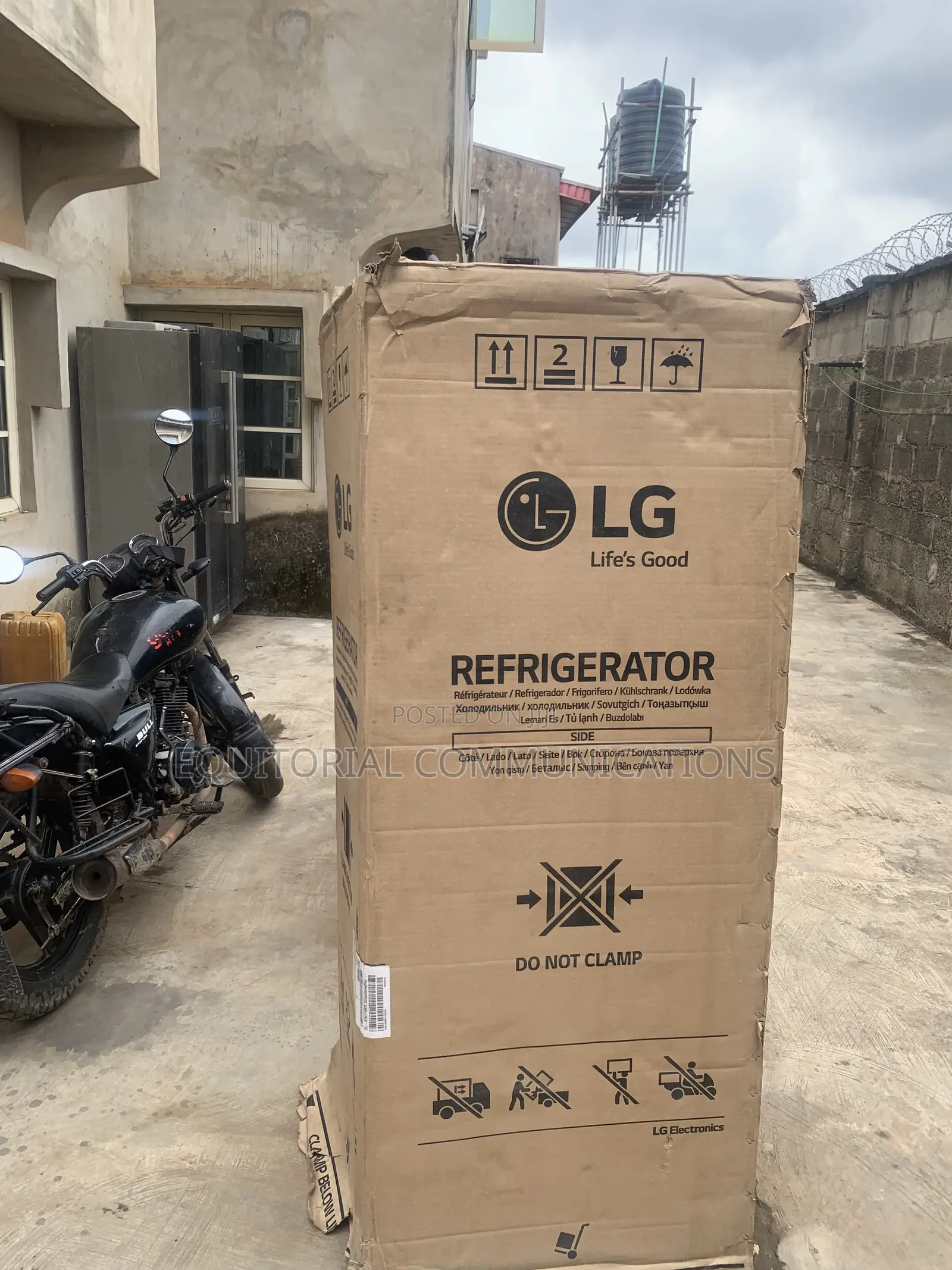 LG 287L Refrigerator for Fresh Groceries and Drinks