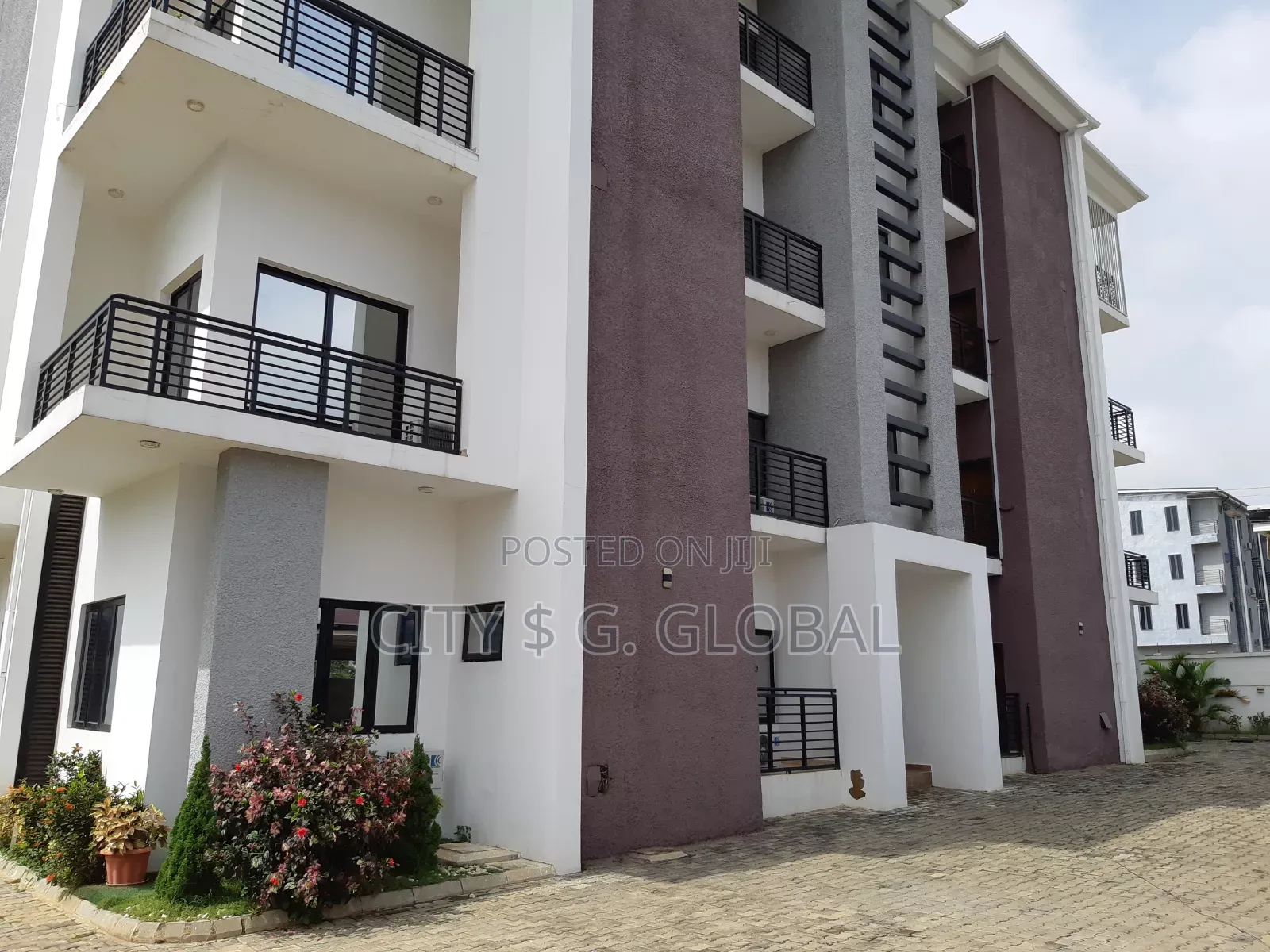 8 Unit of 3bedm With BQ Selfcon