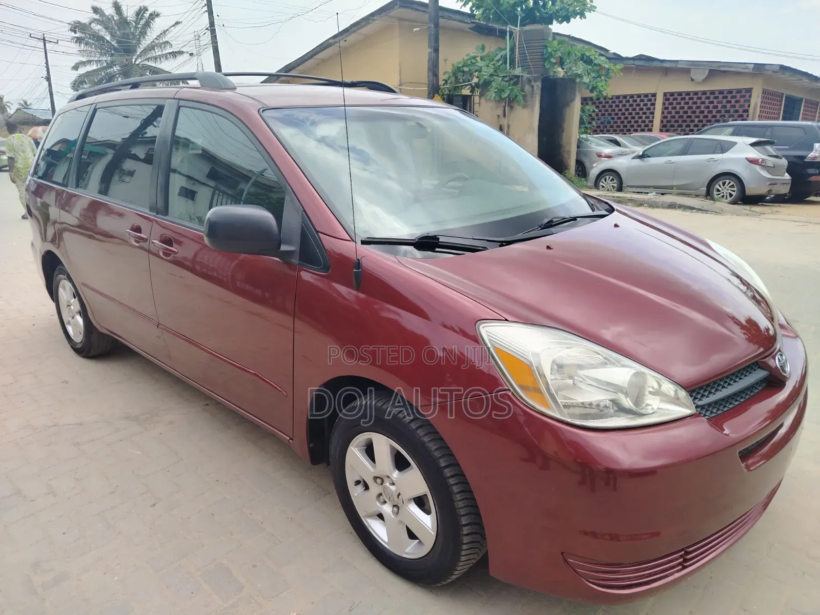 Toyota Sienna LE AWD 2005 Red