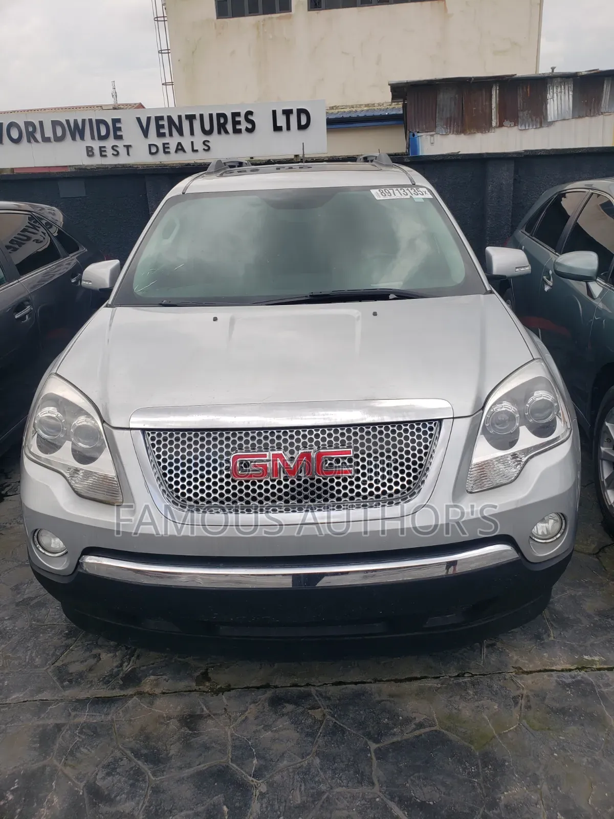 GMC Acadia 2027 Silver