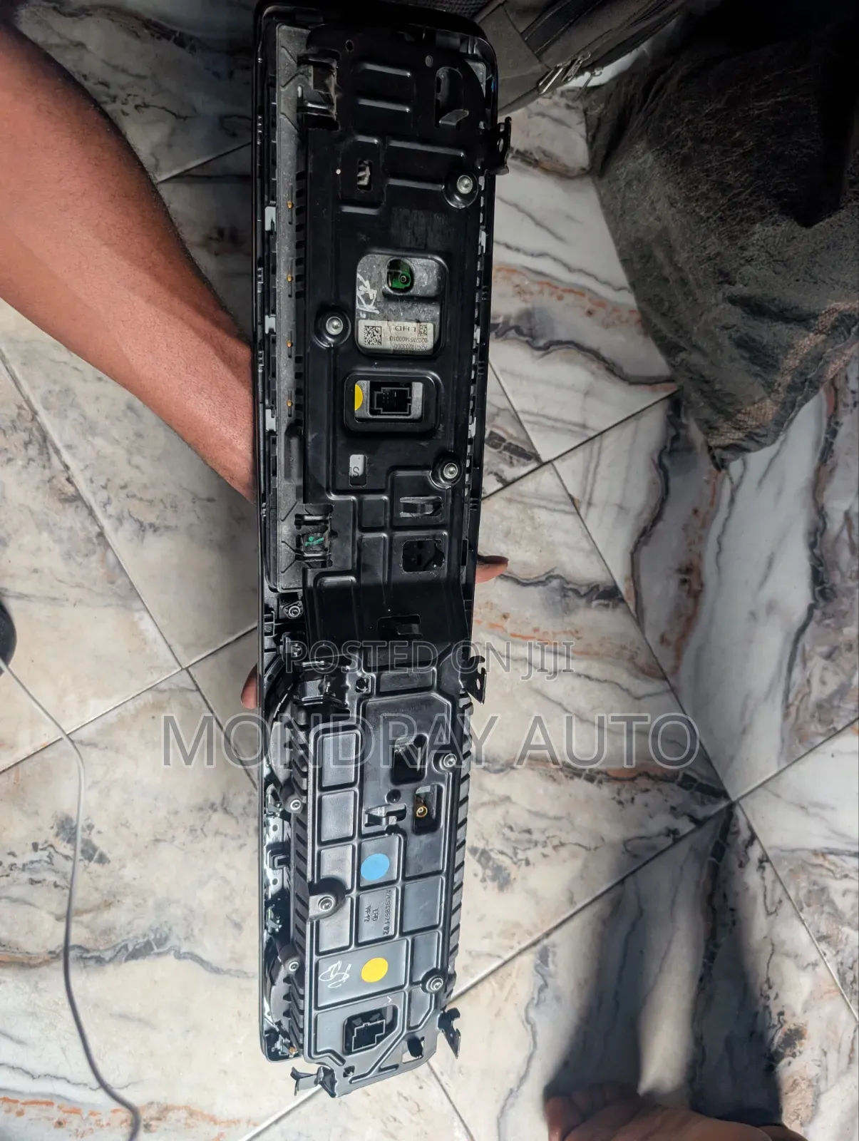 Mercedes-Benz Screen for 213/205