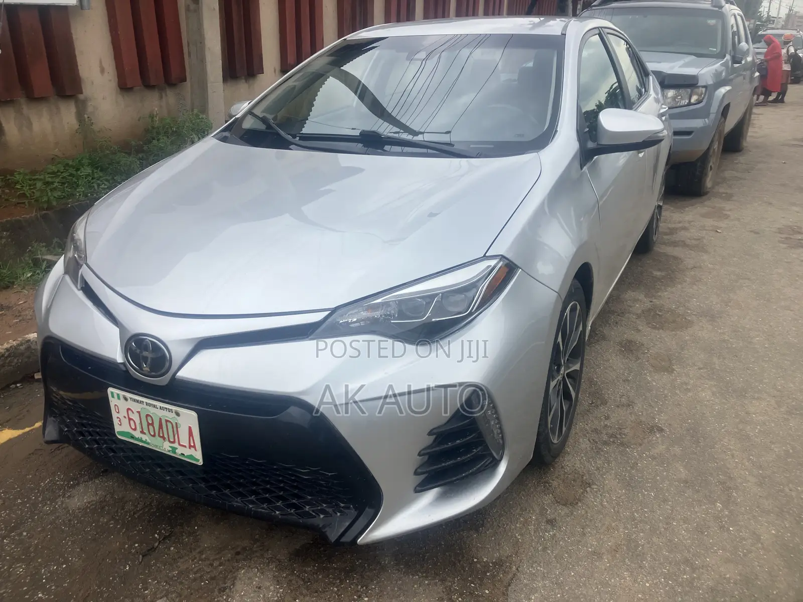 Toyota Corolla LE 4dr Sedan (1.8L 4cyl CVT) 2017 Silver