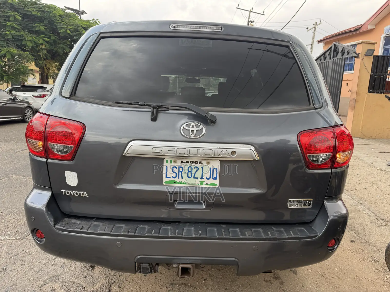 Toyota Sequoia Limited 4dr SUV 4WD (5.7L 8cyl 6A) 2008 Blue