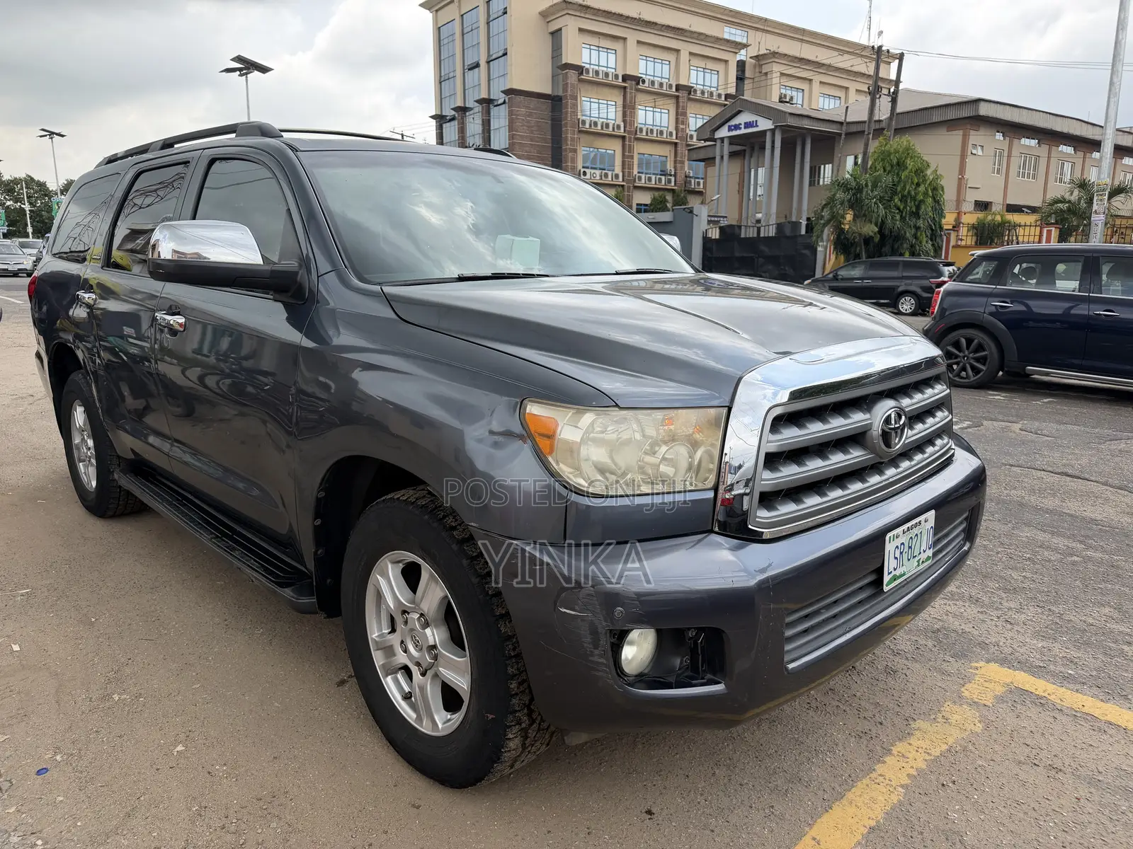 Toyota Sequoia Limited 4dr SUV 4WD (5.7L 8cyl 6A) 2008 Blue