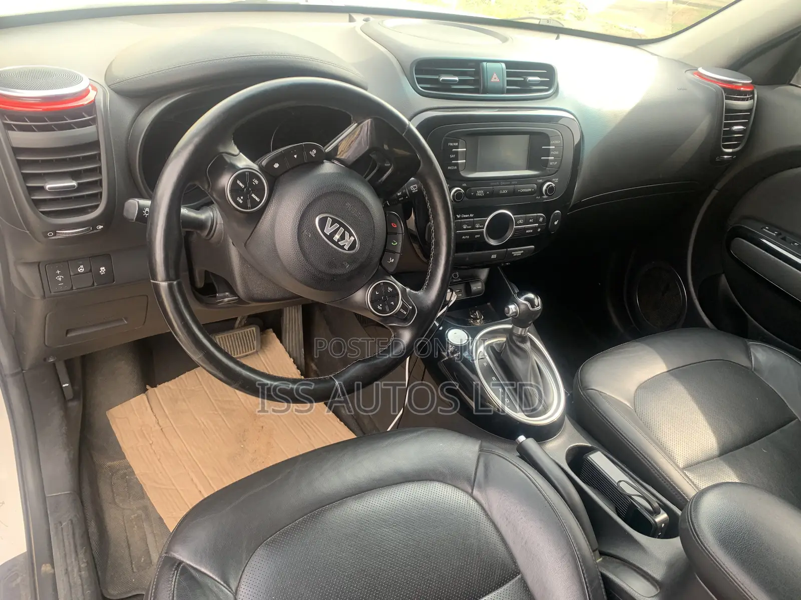 Kia Soul Hatchback 2016 White