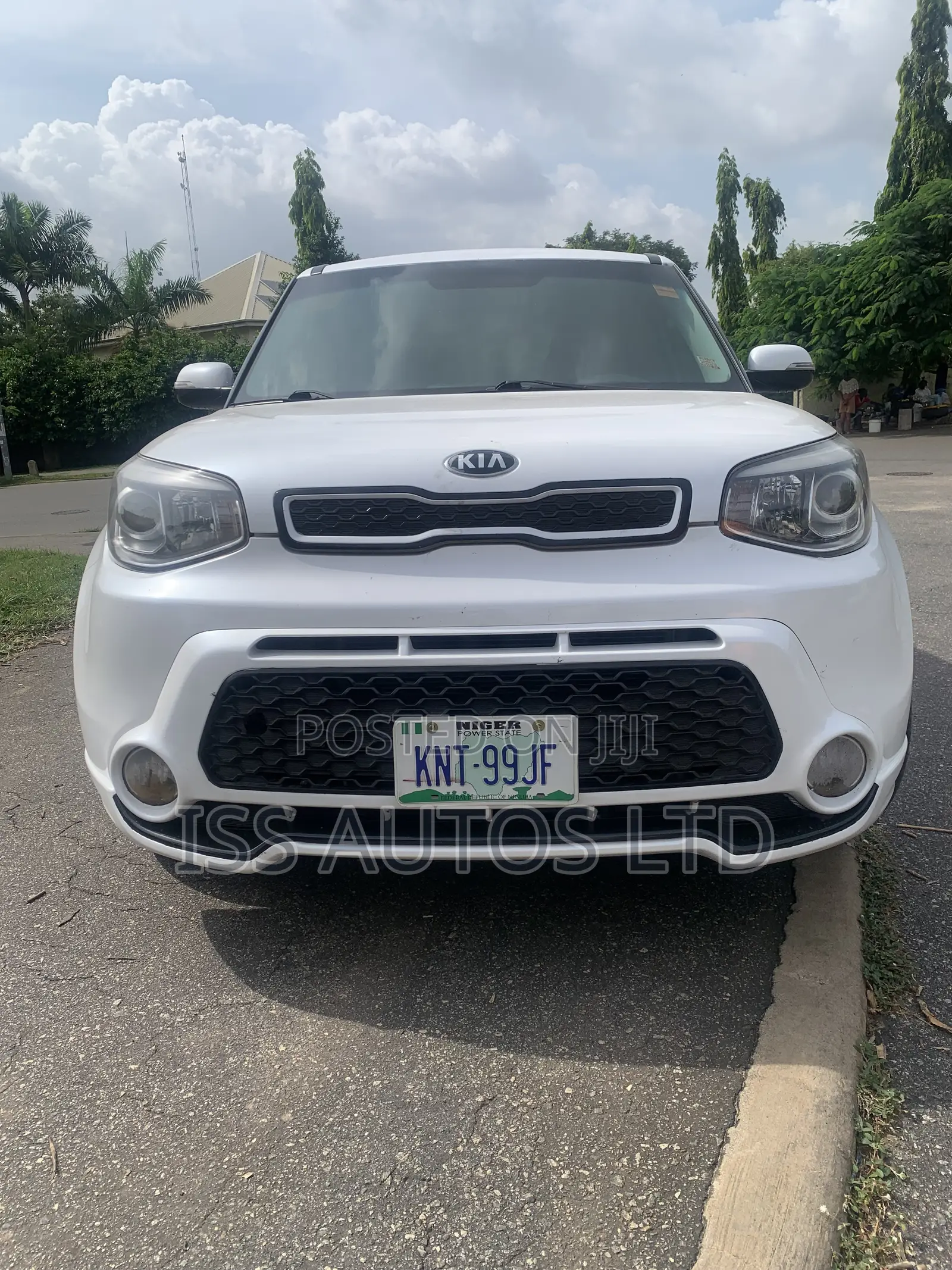 Kia Soul Hatchback 2016 White