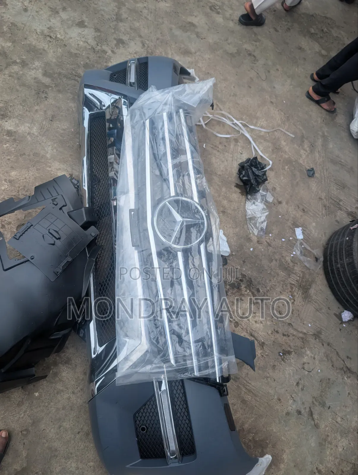 Mercedes-Benz Complete Front Bumper for Ml
