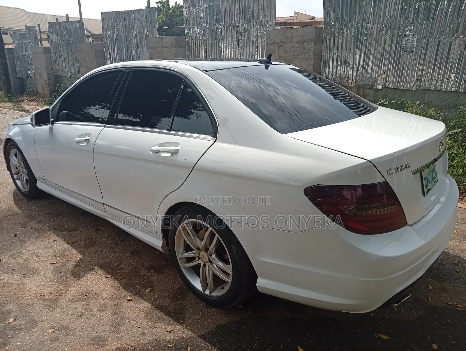 Mercedes-Benz C300 Luxury 4Matic Sedan AWD (3.0L 6cyl 7A) 2012 White
