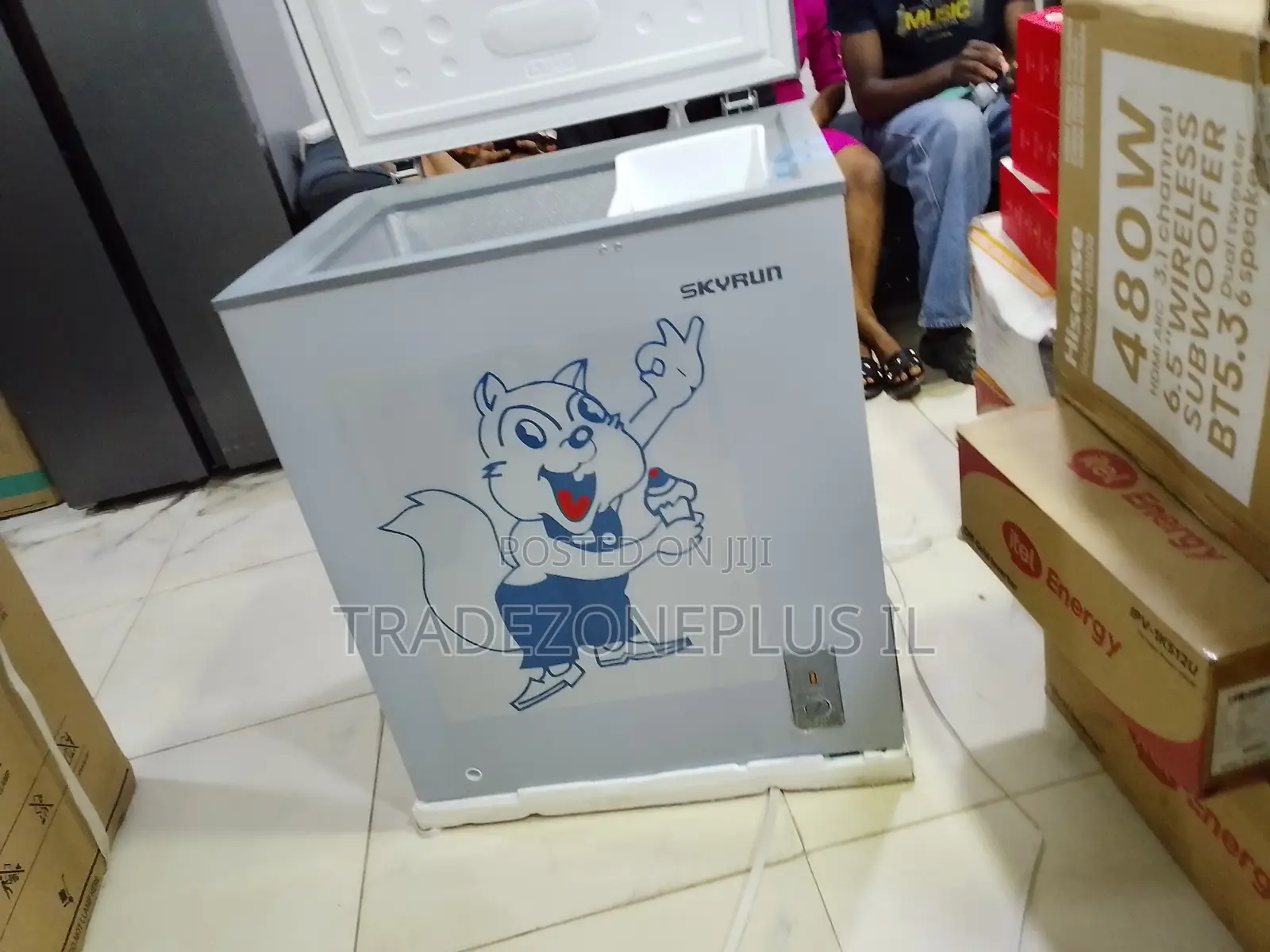 Make Room for More With SKYRUN 145L Chest Freezer