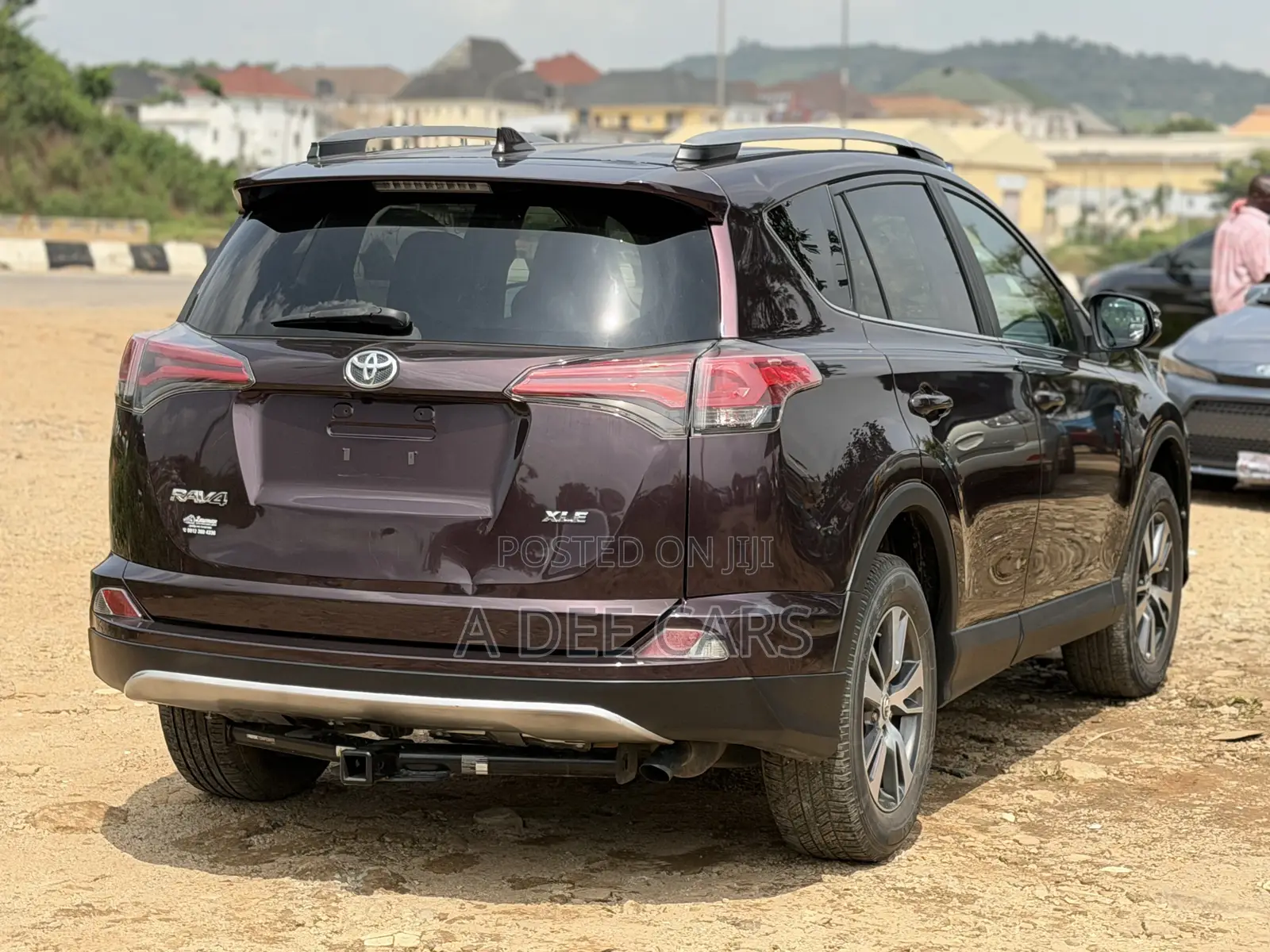 Toyota RAV4 XLE 4dr SUV AWD (2.5L 4cyl 6A) 2018 Burgundy