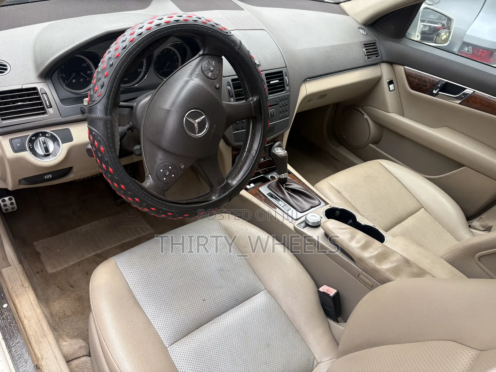 Mercedes-Benz C300 2010 White