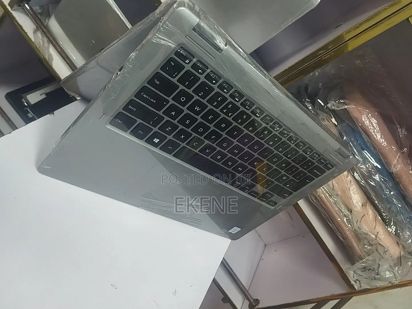 Laptop Dell Latitude 3310 8GB Intel Core i5 SSD 256GB