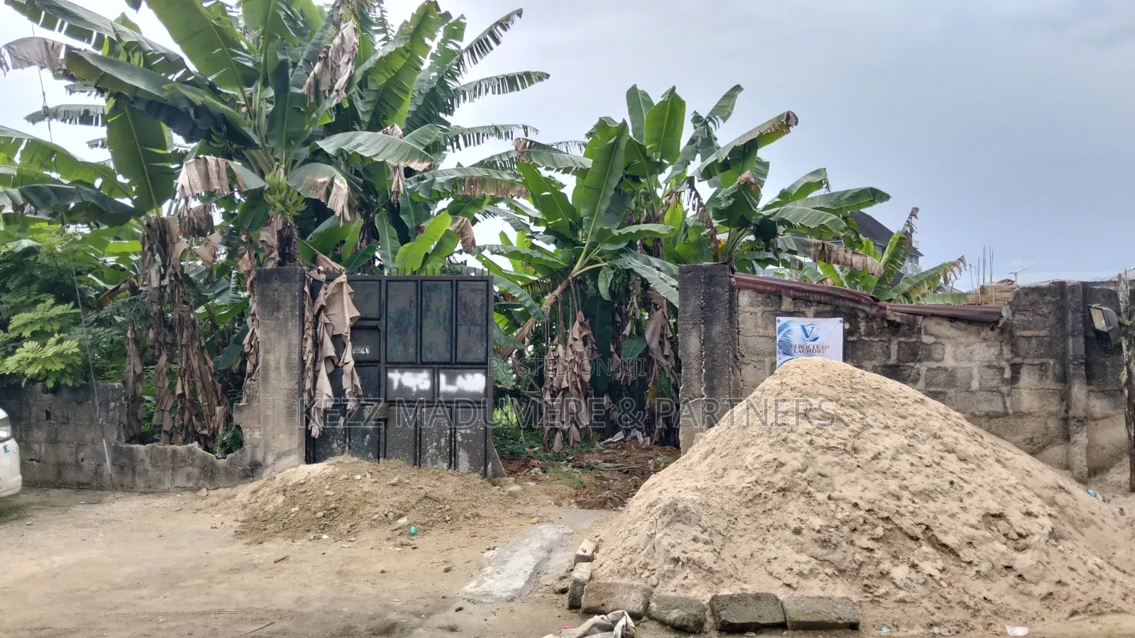 For Sale : Fenced 3 Plots Eastwest Road ( Rumuokoro - Nkpolu) Ph