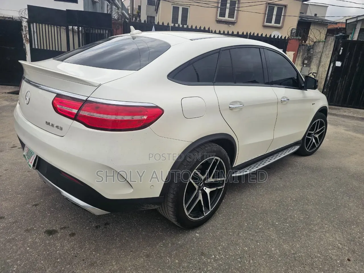 Mercedes-Benz GLE-Class AMG GLE 43 4MATIC 2017 White