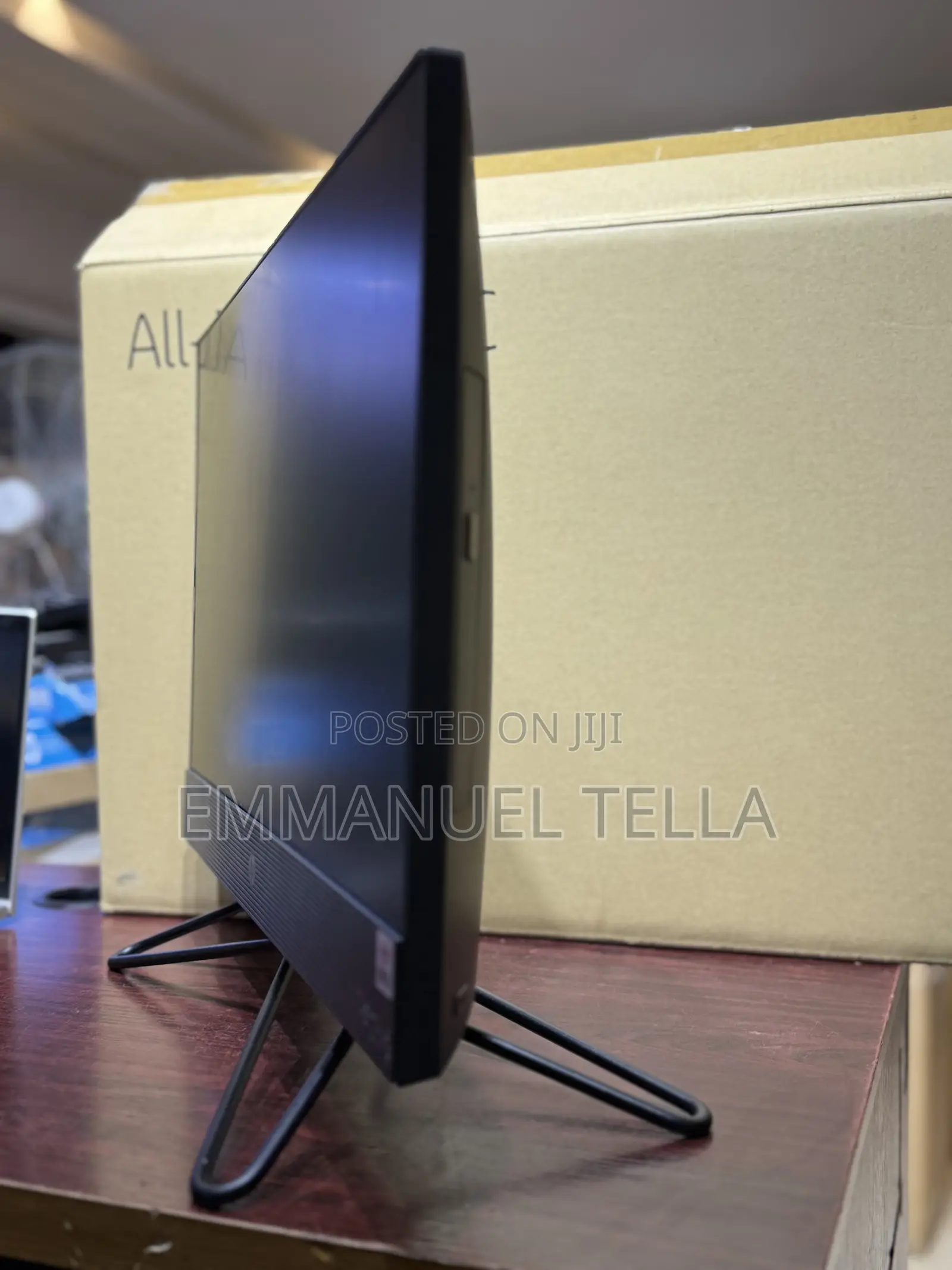 New HP 200 G4 22 All-in-One 8GB Intel Core i5 SSD 256GB