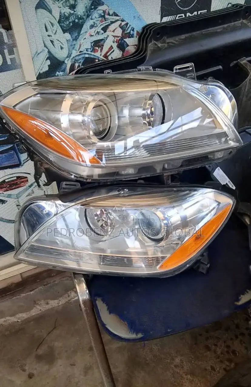 Headlight ML 166