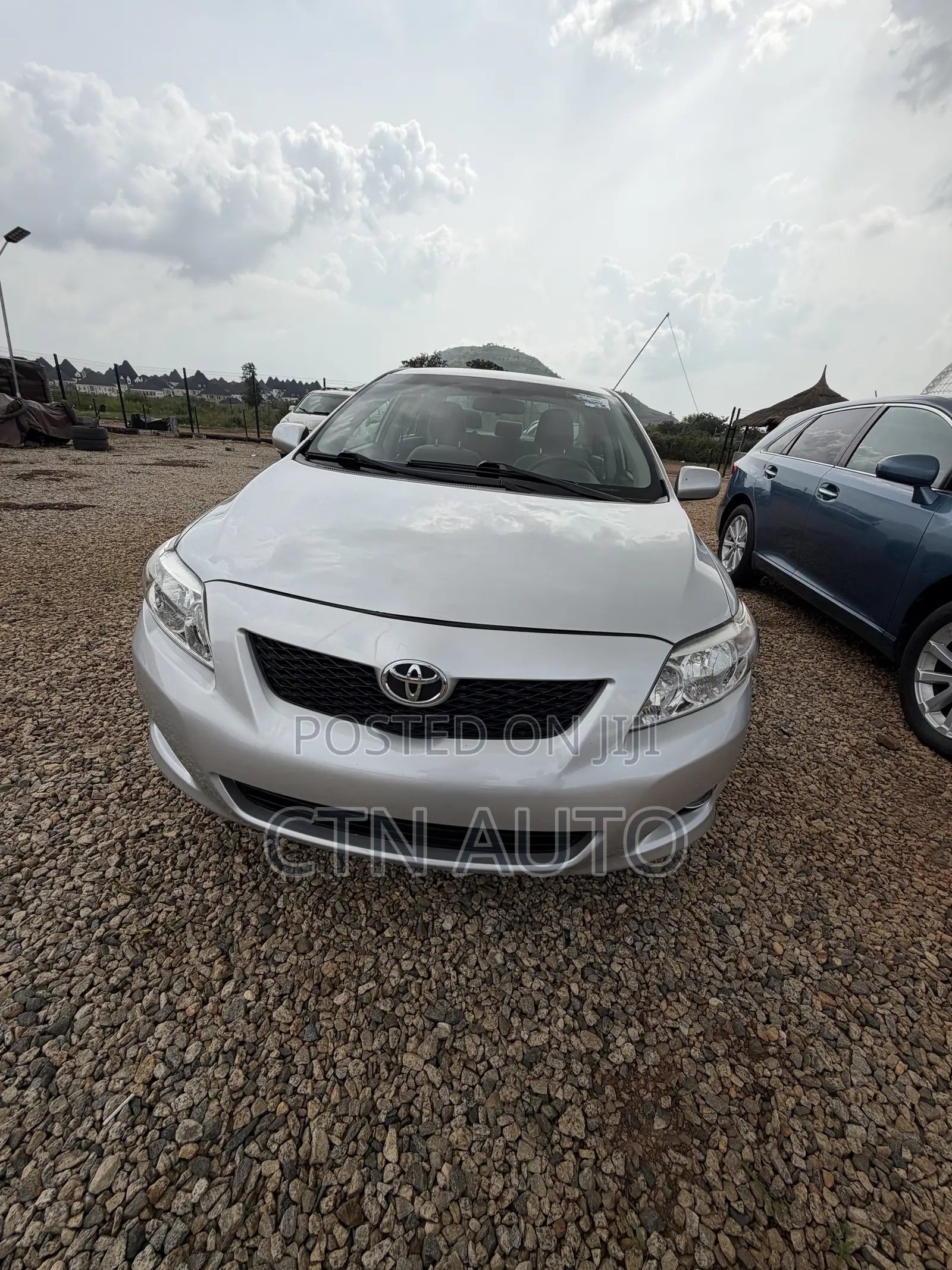 Toyota Corolla LE 4dr Sedan (1.8L 4cyl 4A) 2010 Silver