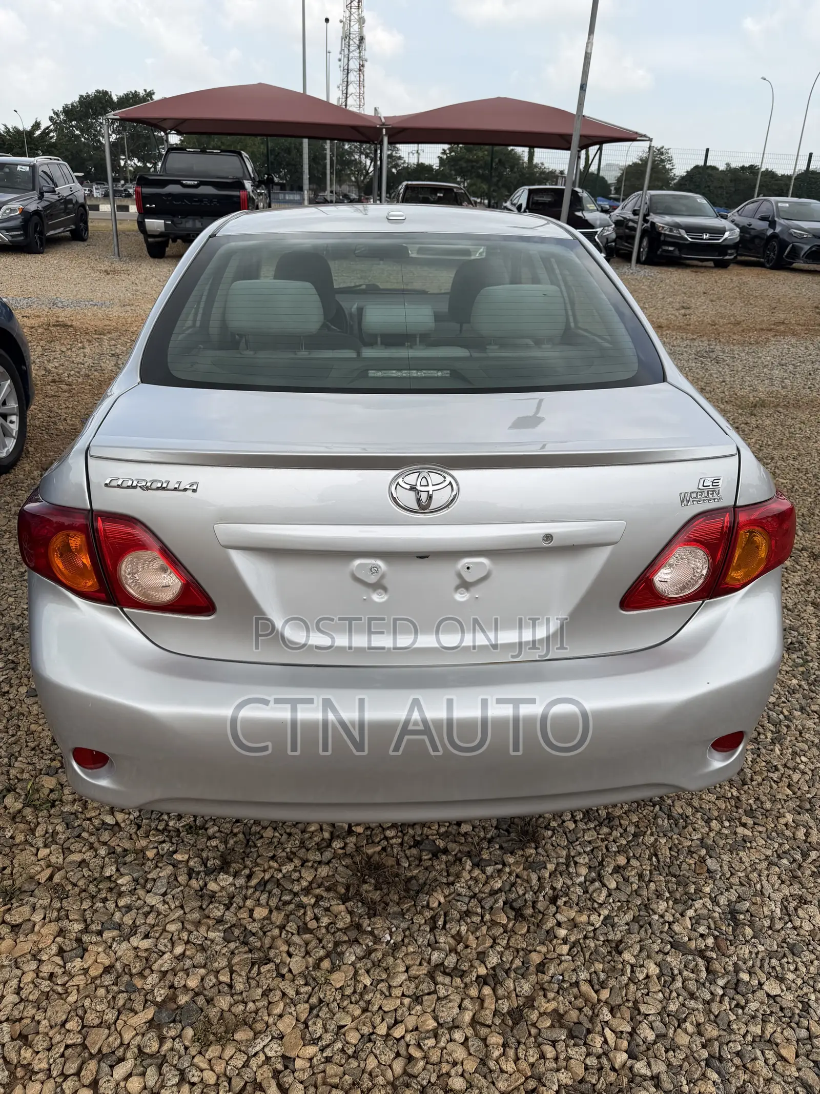 Toyota Corolla LE 4dr Sedan (1.8L 4cyl 4A) 2010 Silver