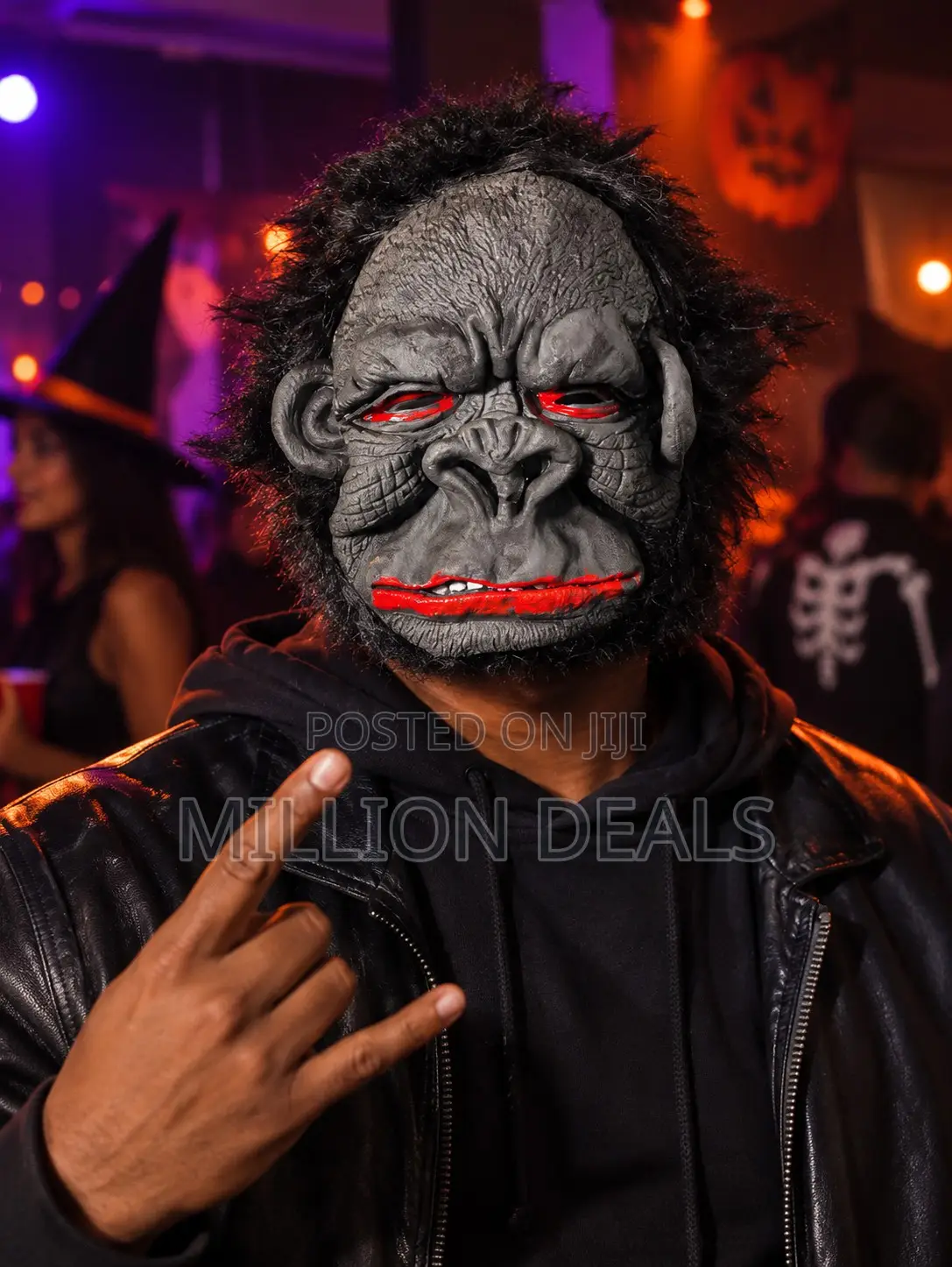 Ski Classic Gorilla Inspires Men's Party Face Mask