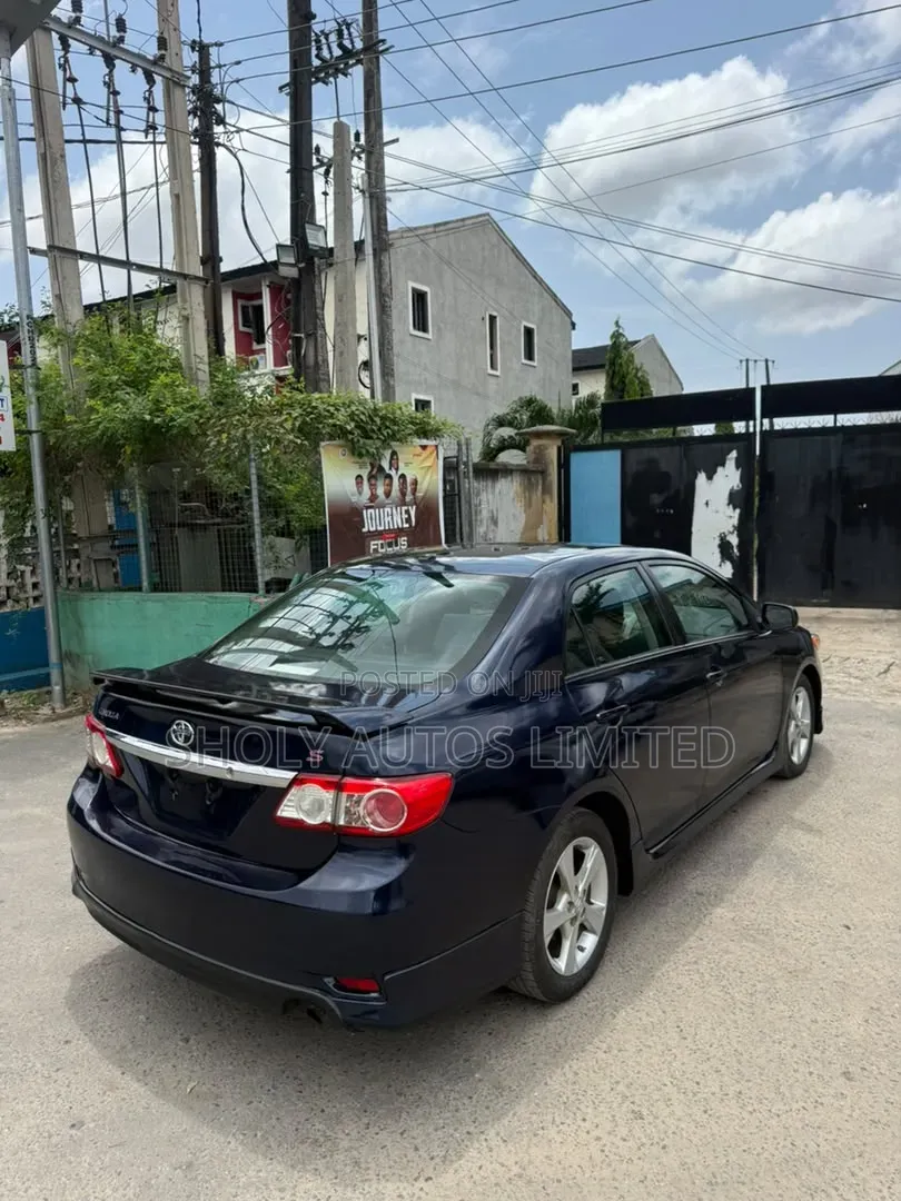 Toyota Corolla S 4dr Sedan (1.8L 4cyl 4A) 2011 Blue
