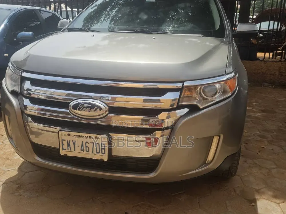 Ford Edge SE 4dr AWD (3.5L 6cyl 6A) 2013 Gray