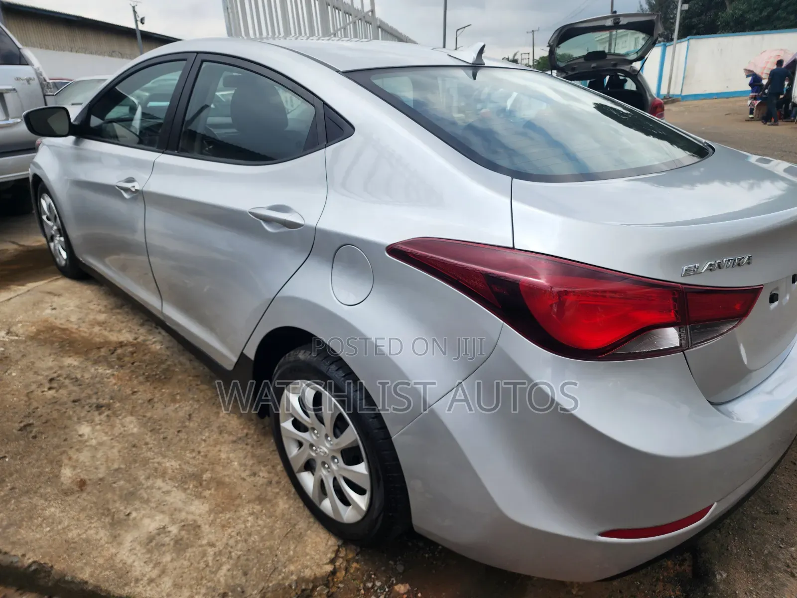 Hyundai Elantra SE 4dr Sedan (1.8L 4cyl 6A) 2015 Silver
