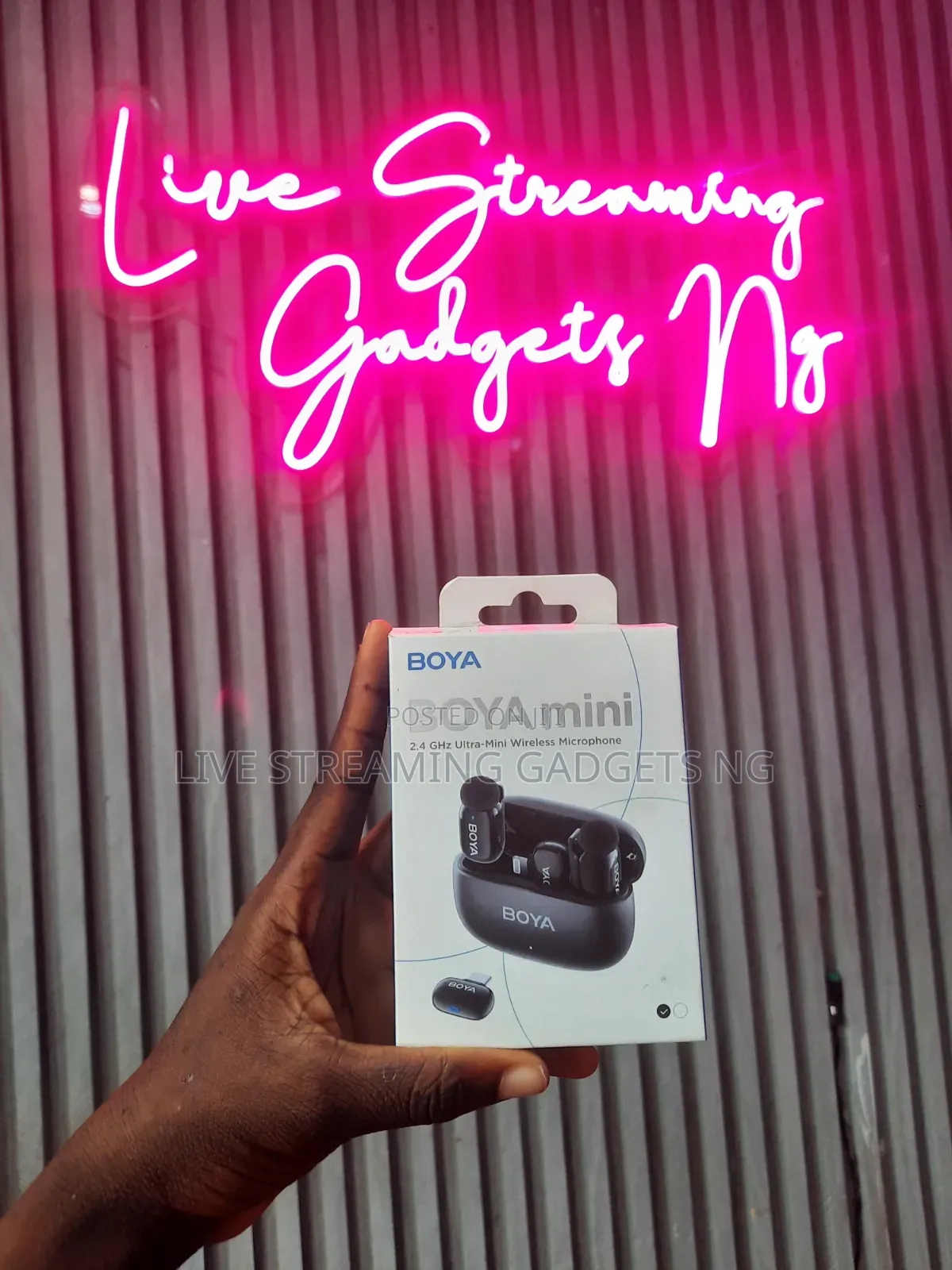 Boya Mini 12 Wireless Lapel Microphone
