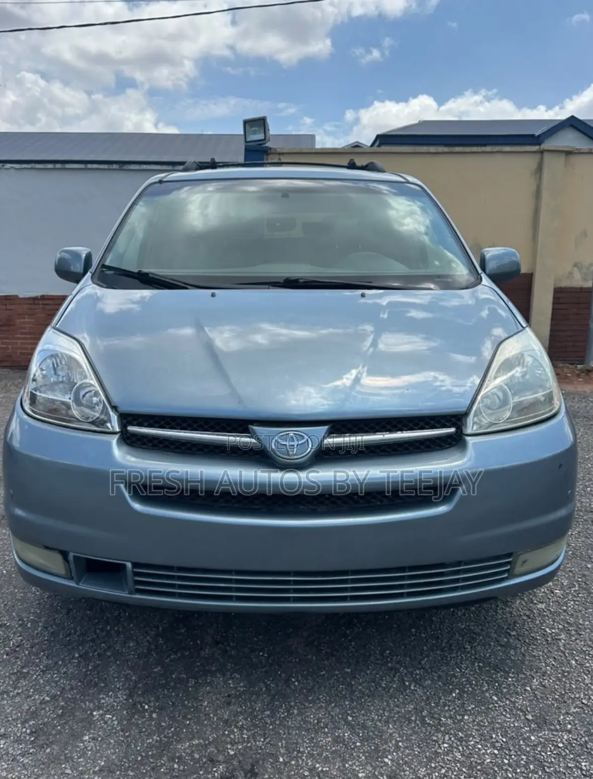 Toyota Sienna XLE 2005 Blue