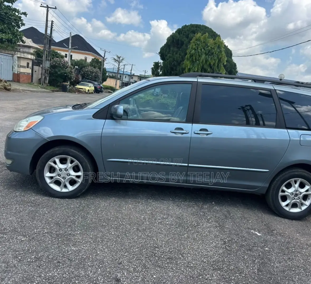 Toyota Sienna XLE 2005 Blue