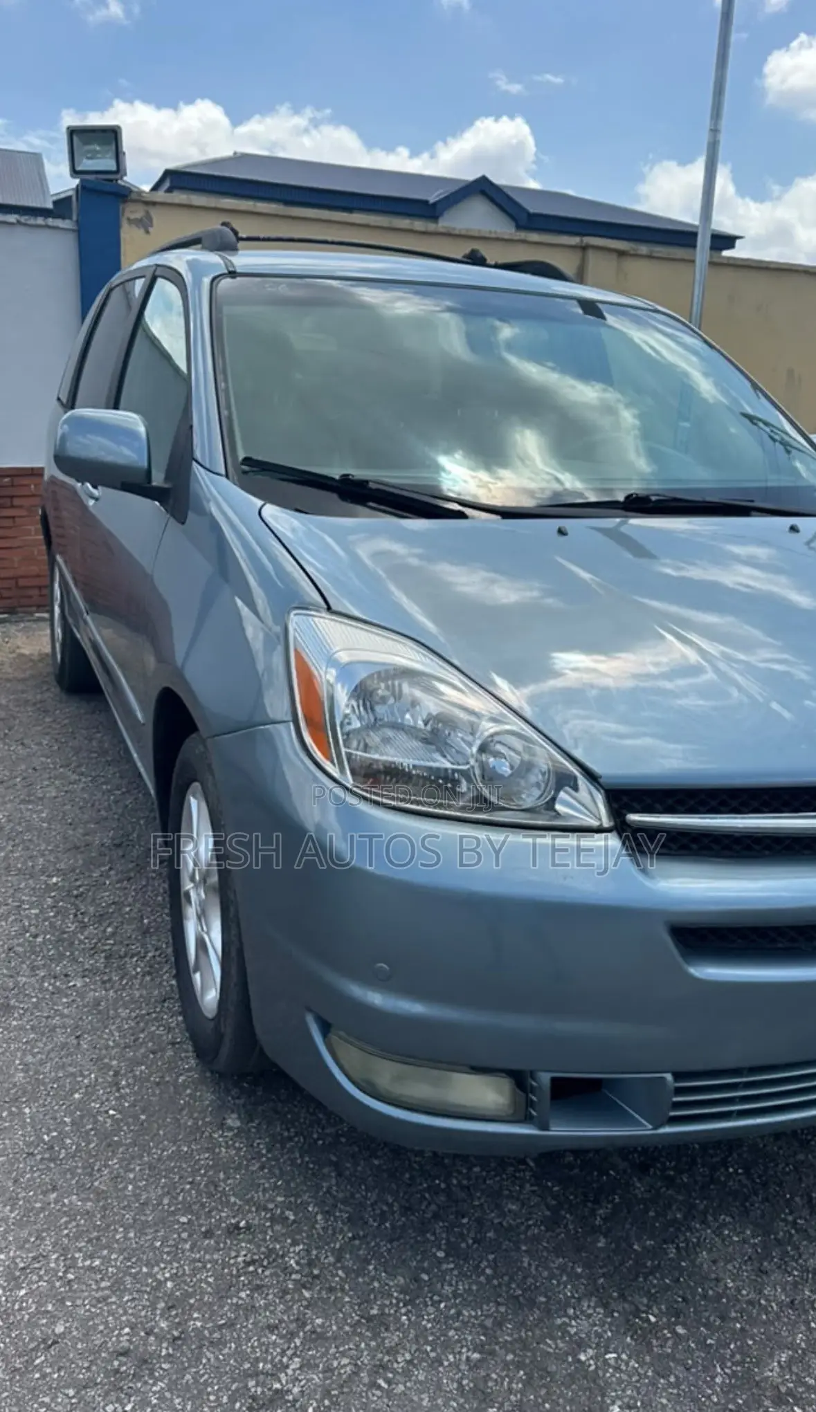 Toyota Sienna XLE 2005 Blue