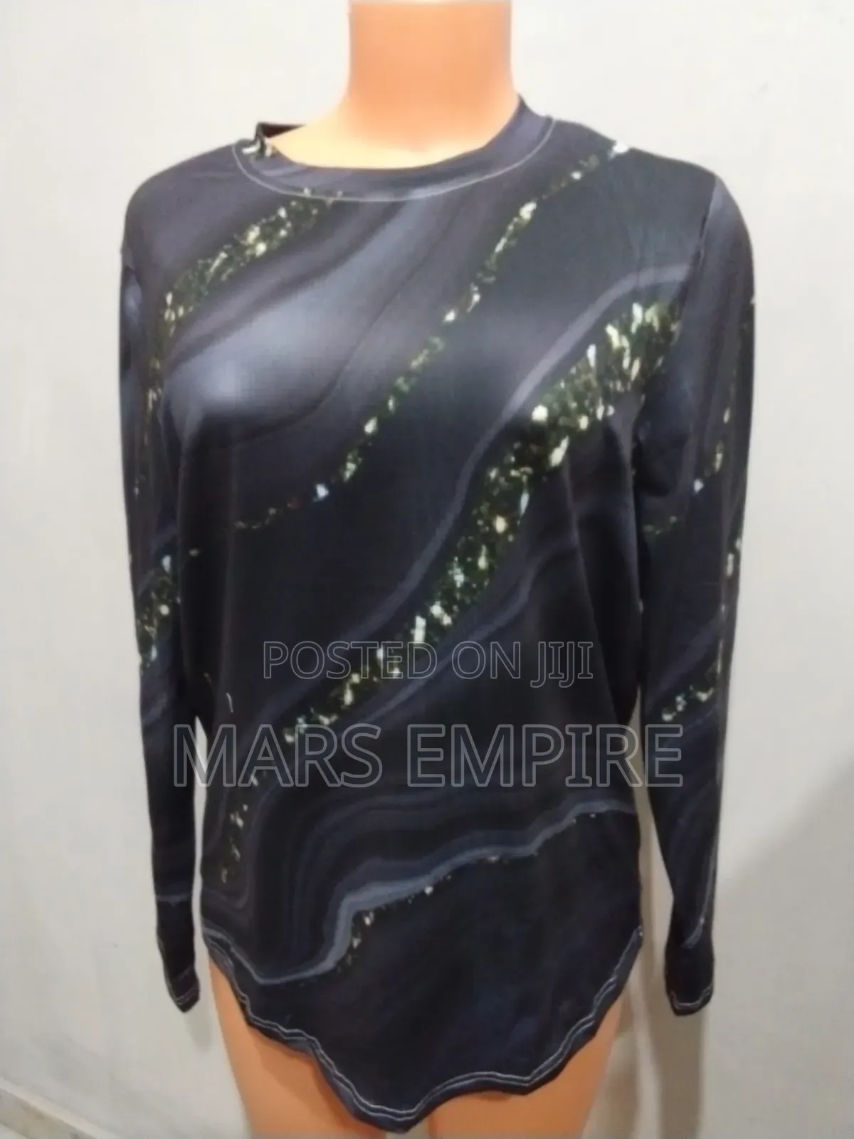 Luxury Ladies Tops - N6000 - Lugbe Abuja