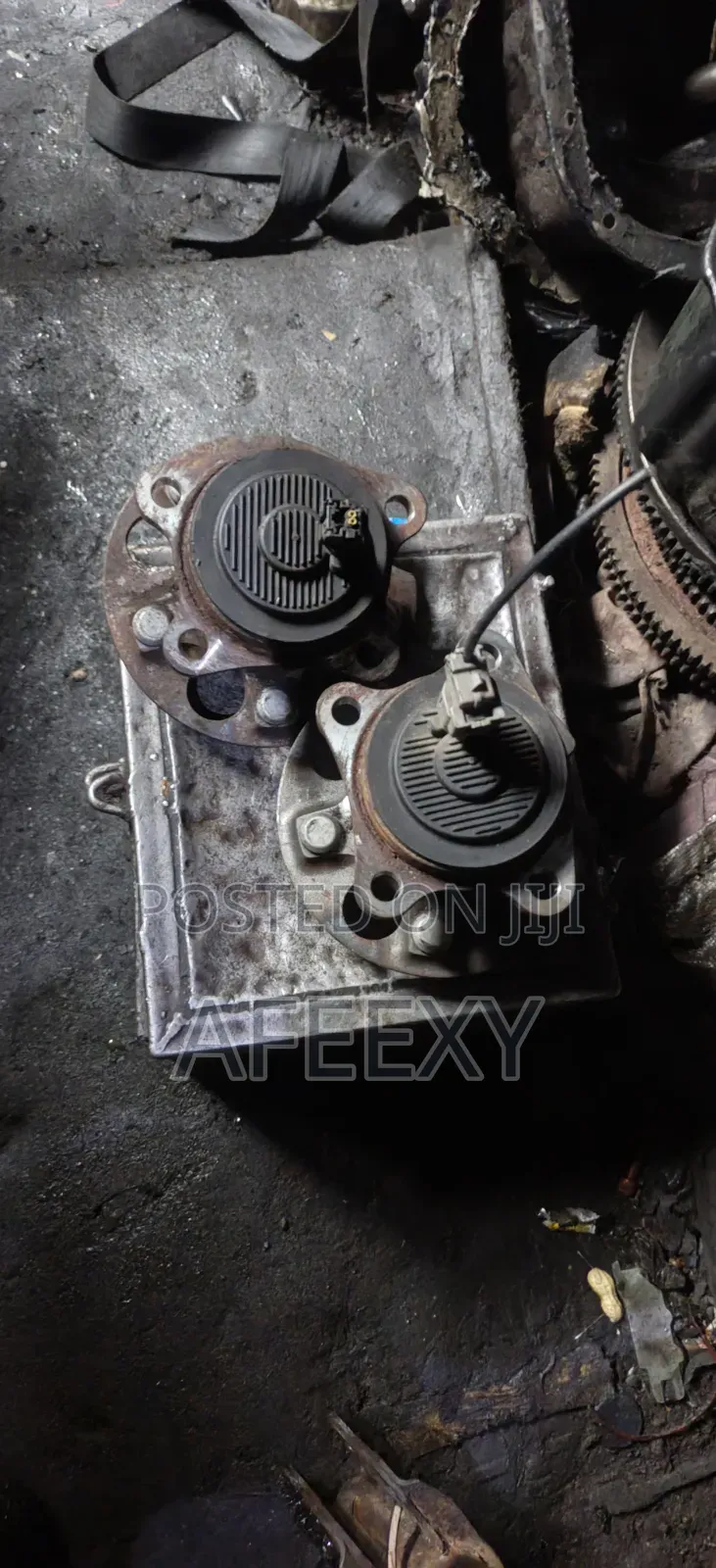 Back Hub Toyota Venza 2WD 2009/2015