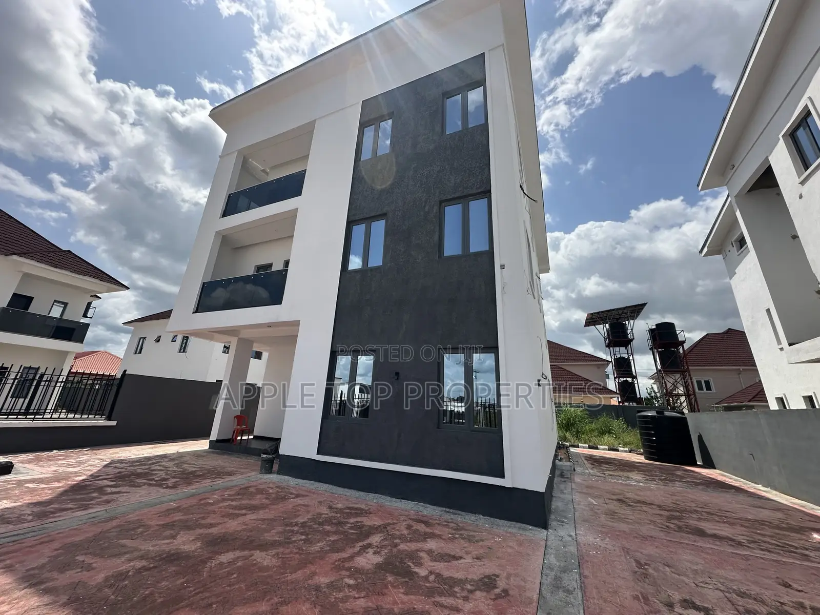 5bdrm Duplex in Jedidiah Estate, Enugu for sale