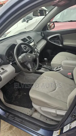 Toyota RAV4 2009 Blue