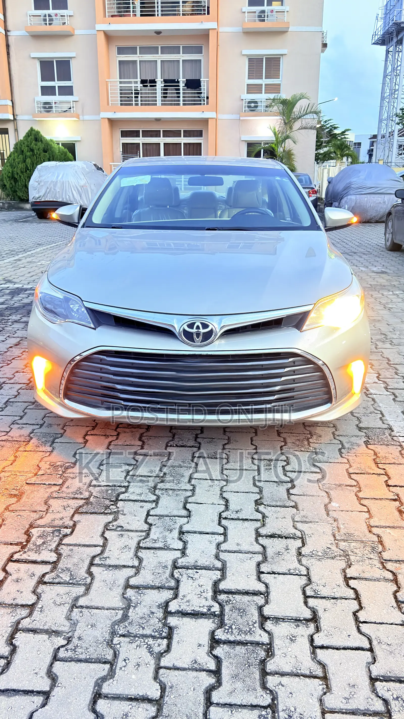 Toyota Avalon 2016 Silver