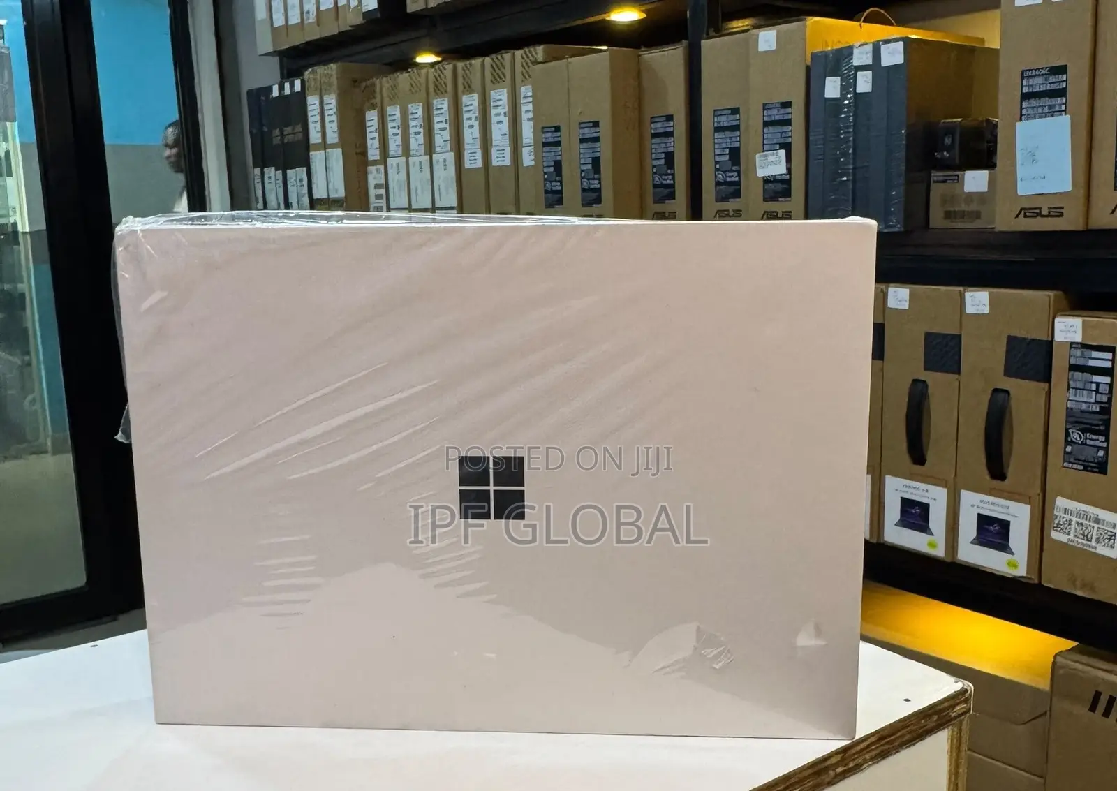 New Microsoft Surface Pro 16GB Qualcomm Snapdragon X Plus SSD 256GB
