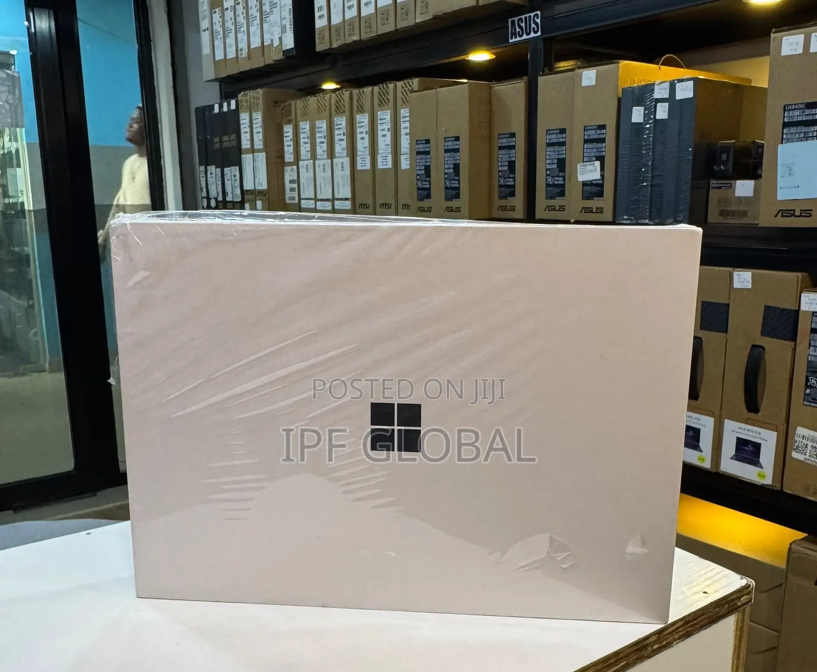 New Microsoft Surface Pro 16GB Qualcomm Snapdragon X Plus SSD 256GB