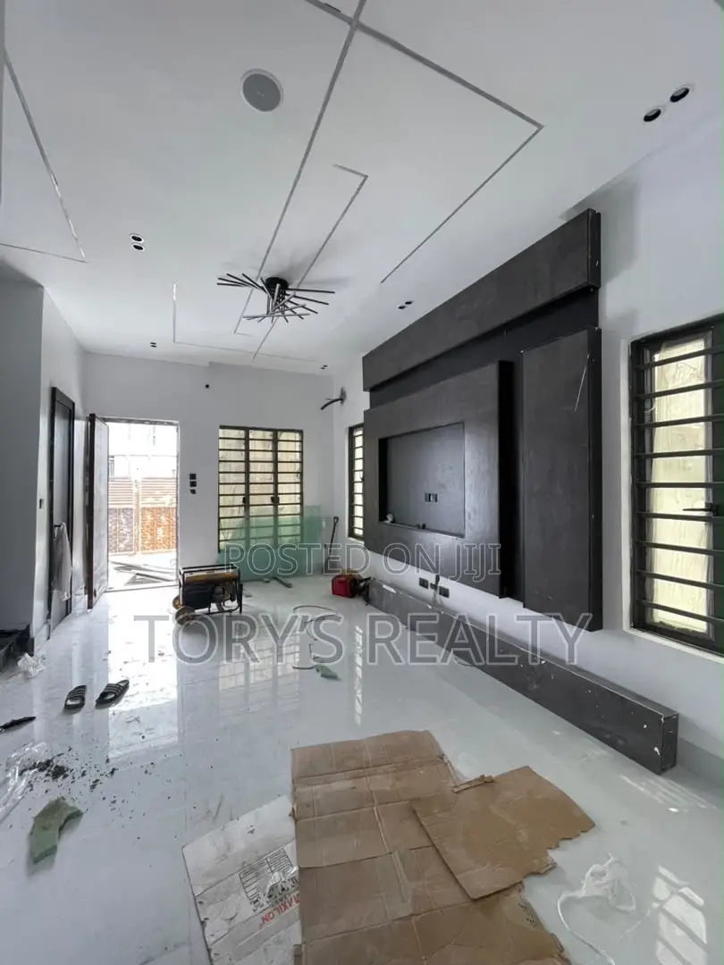 3bdrm Duplex in Ado / Ajah for sale