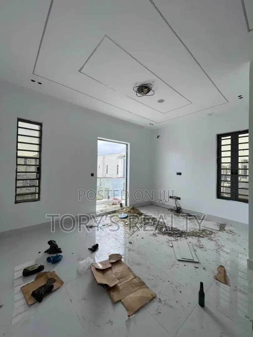 3bdrm Duplex in Ado / Ajah for sale
