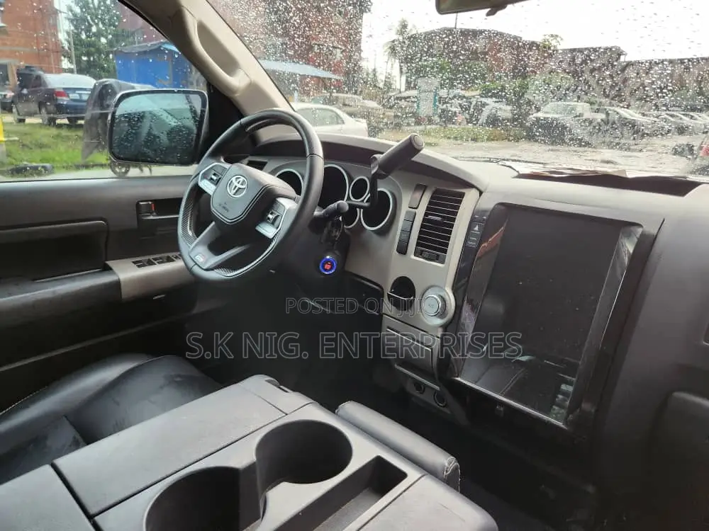 Toyota Tundra SR 2dr Regular Cab LB (4.0L 6cyl 5A) 2014 Black