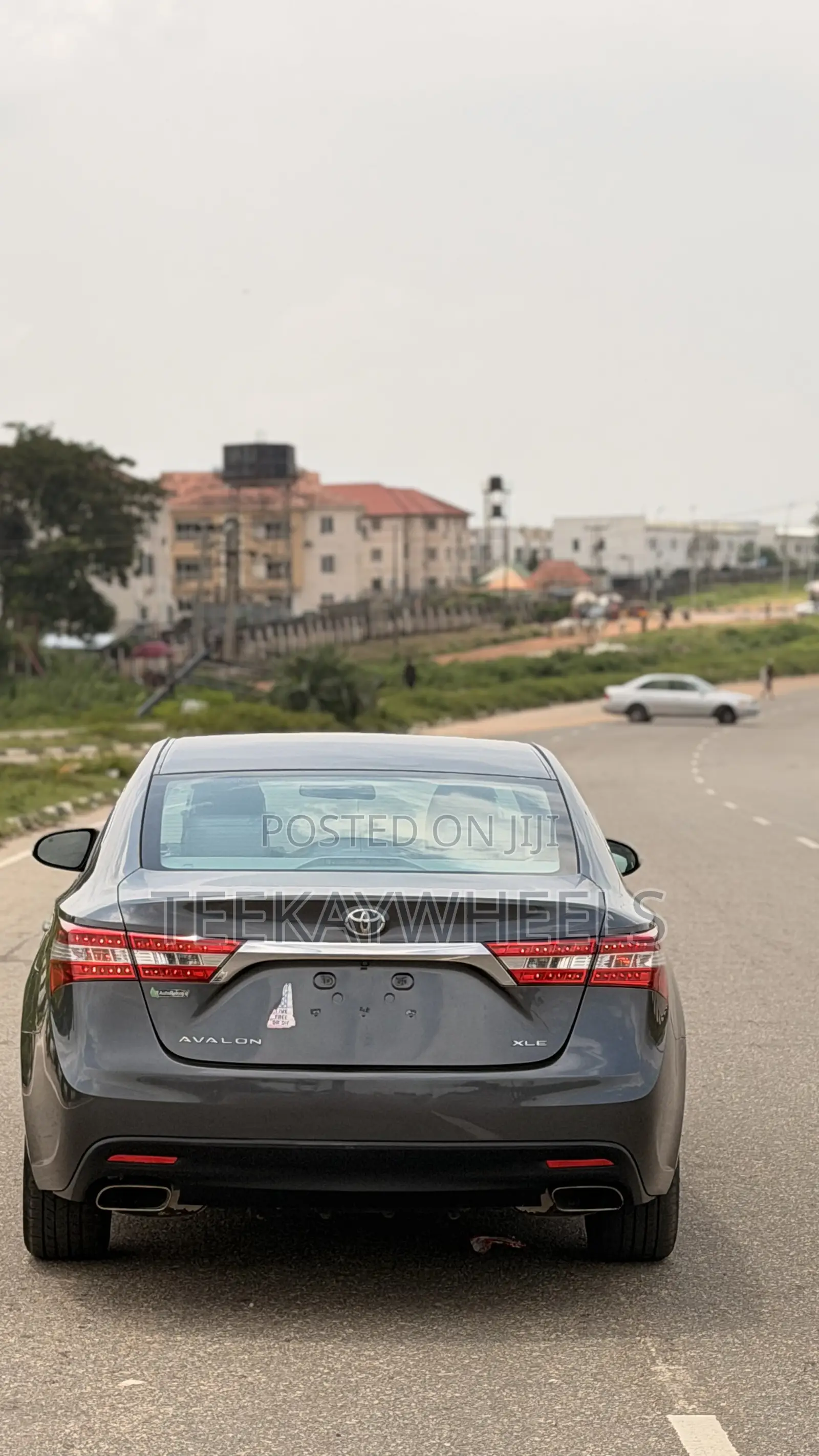 Toyota Avalon XLE 4dr Sedan (3.5L 6cyl 6A) 2014 Gray