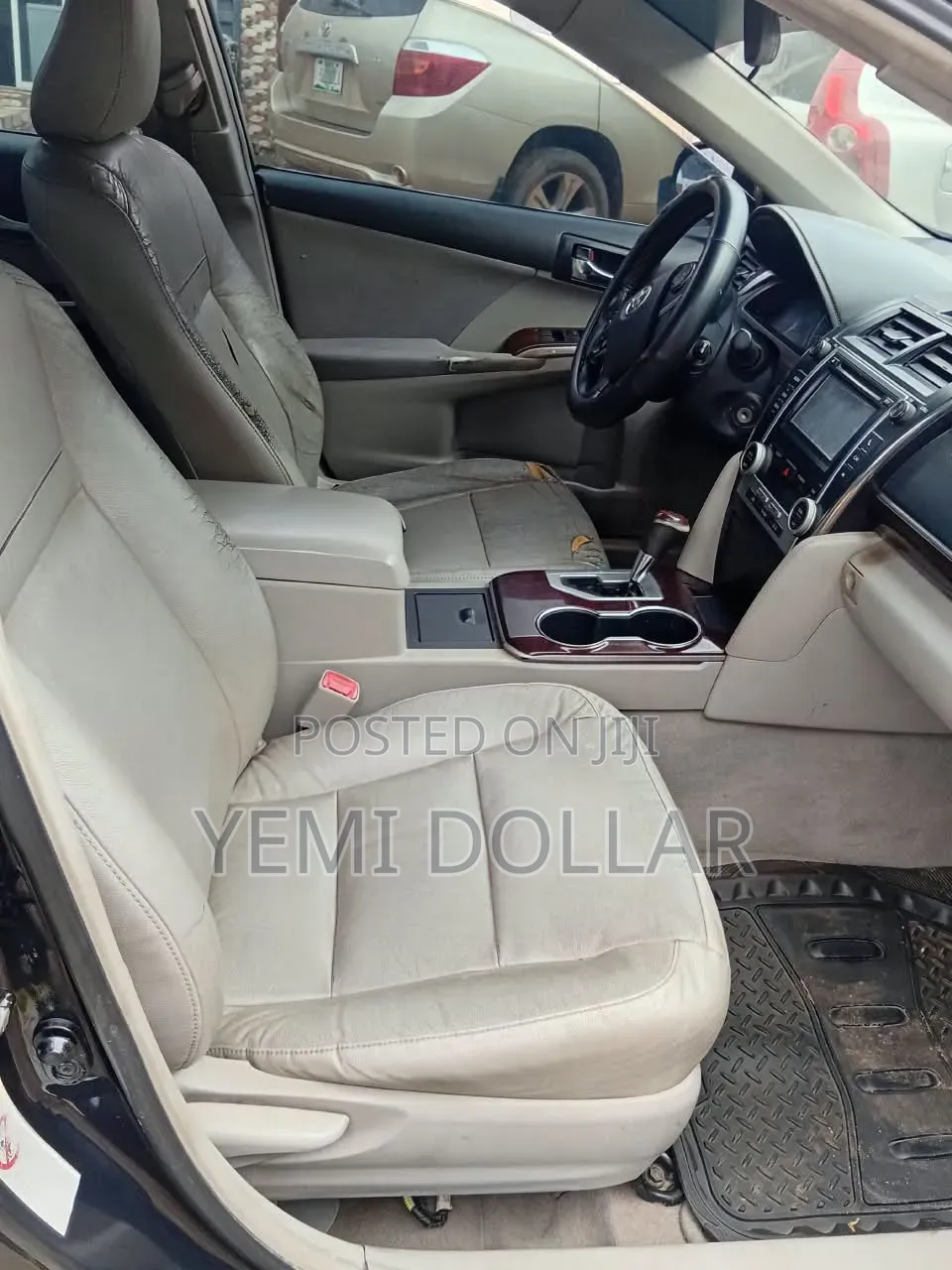 Toyota Camry LE 4dr Sedan (2.5L 4cyl 6A) 2014 Black