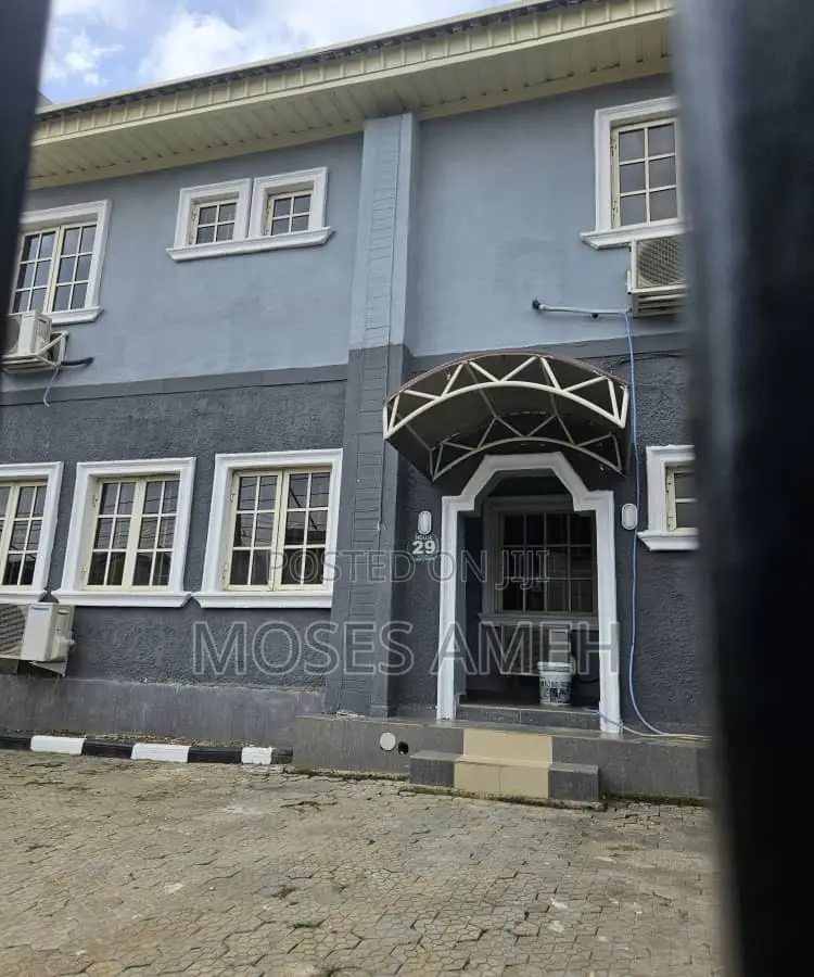 4bdrm Duplex in Kado for rent