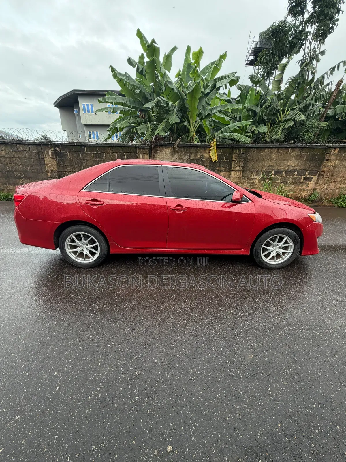 Toyota Camry SE 4dr Sedan (2.5L 4cyl 6A) 2013 Red