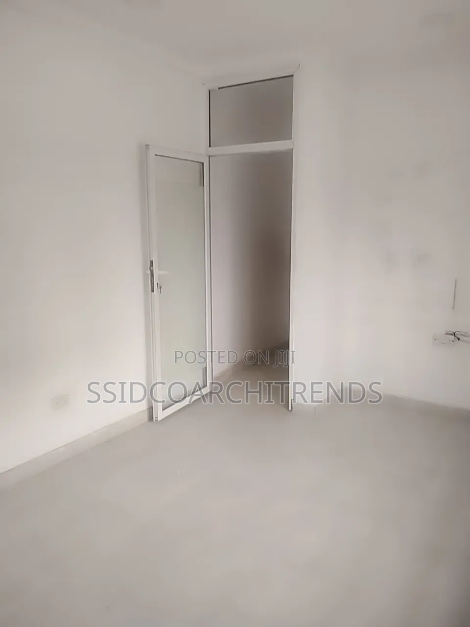 Neatly Used 43 SQMS Office Space for Rent Lekki Phase 1