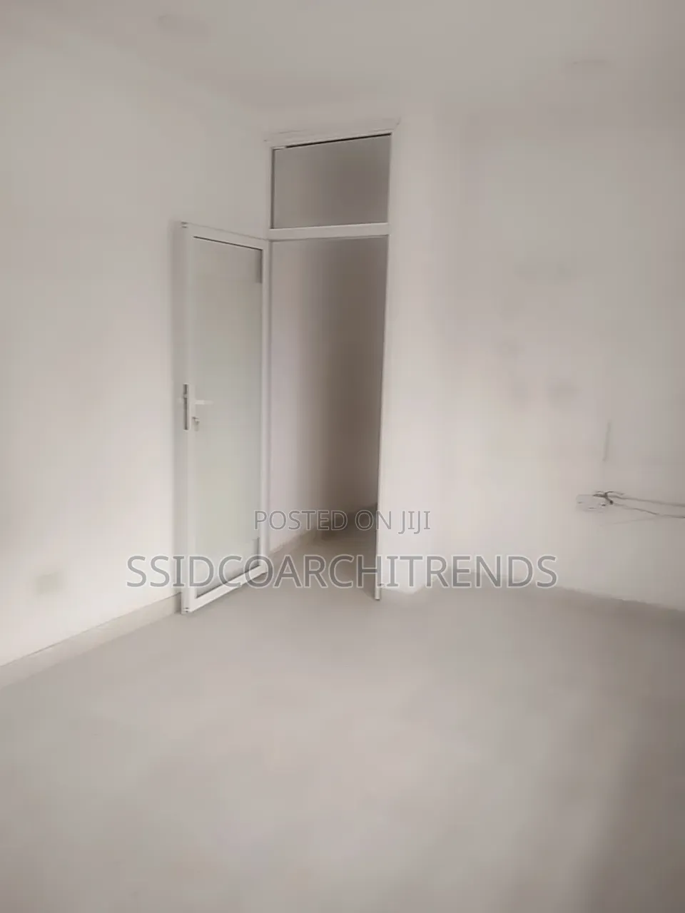 Neatly Used 43 SQMS Office Space for Rent Lekki Phase 1