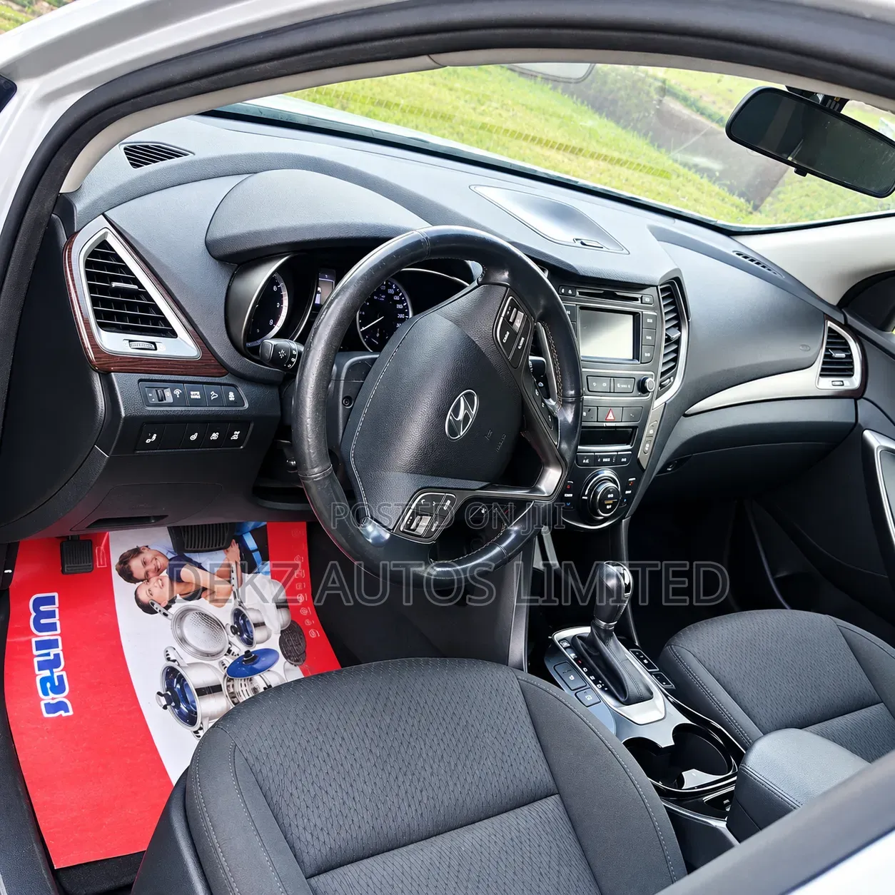 Hyundai Santa Fe Limited Ultimate AWD 2018 Silver