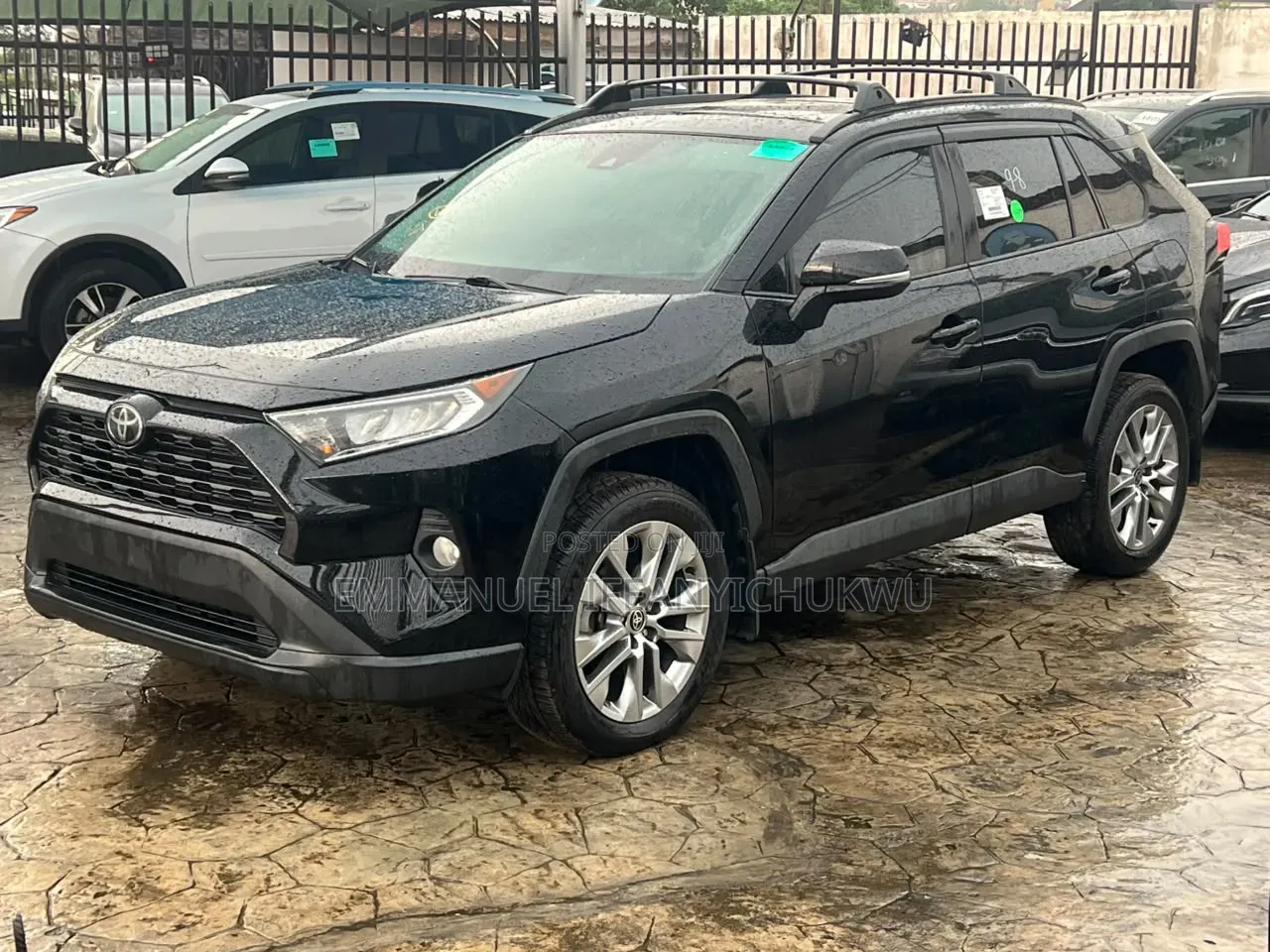 Toyota RAV4 XLE Premium AWD 2020 Black