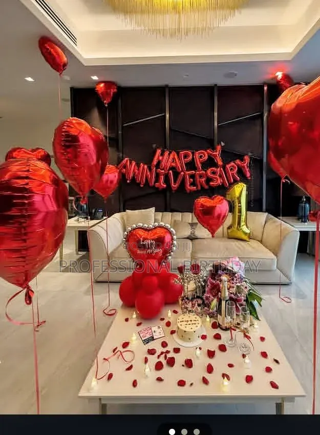 Happy Anniversary Surprise Package With Decorations
