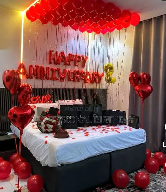 Happy Anniversary Surprise Package With Decorations
